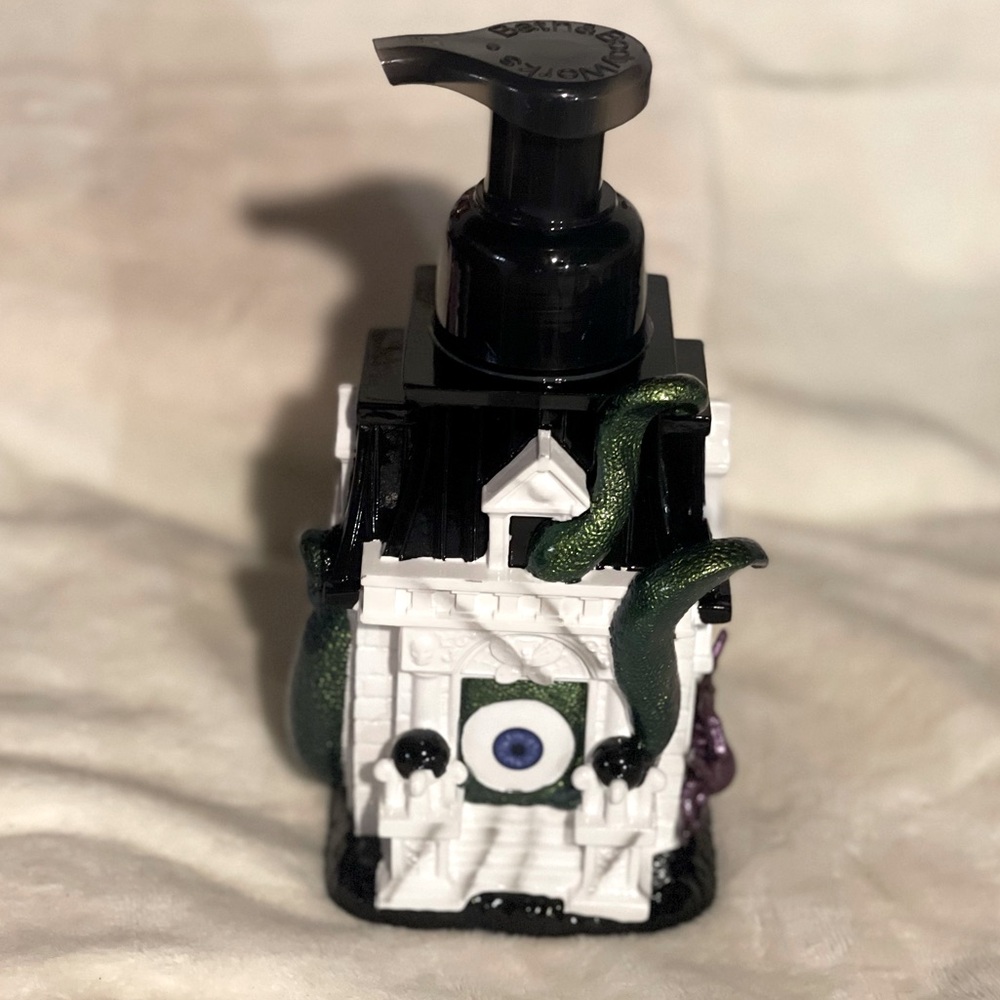 Bath & Body Works Refillable Soap Dispenser